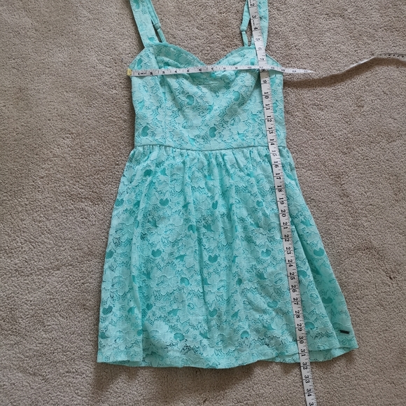 Hollister Tiffany blue lace dress - Picture 10 of 11